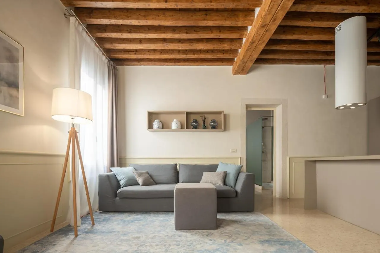 Apartment Lion Palace - San Marco R&R Venice Italy