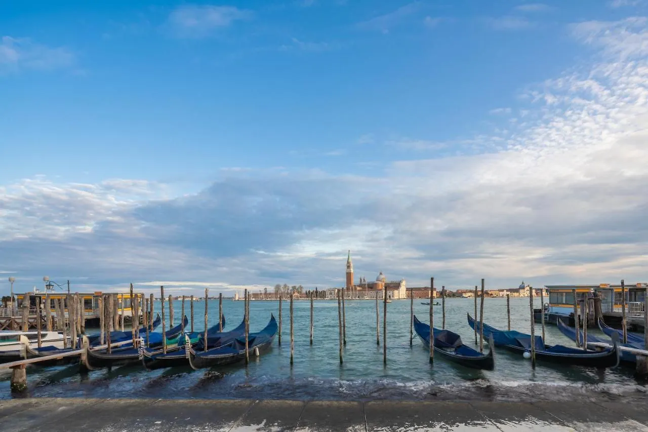 Lion Palace - San Marco R&R Venice