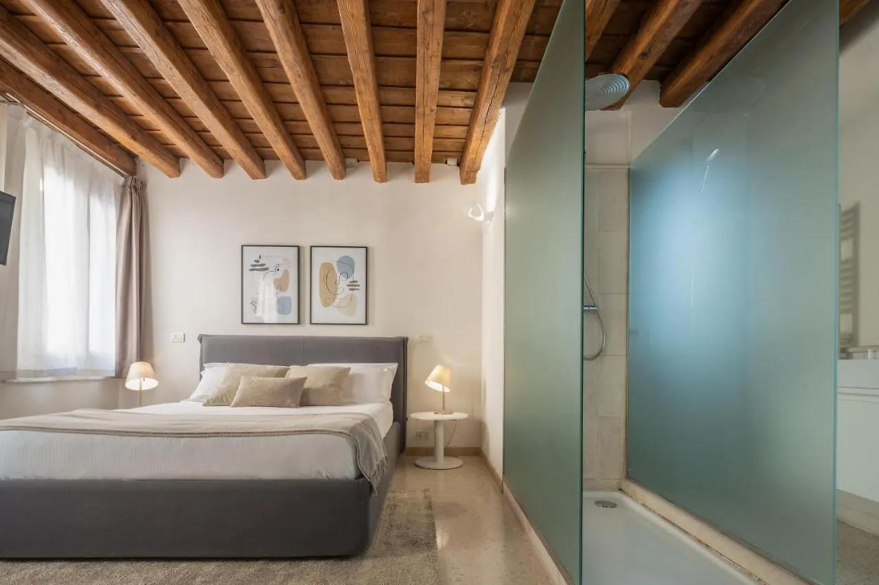 Apartment Lion Palace - San Marco R&R Venice Italy
